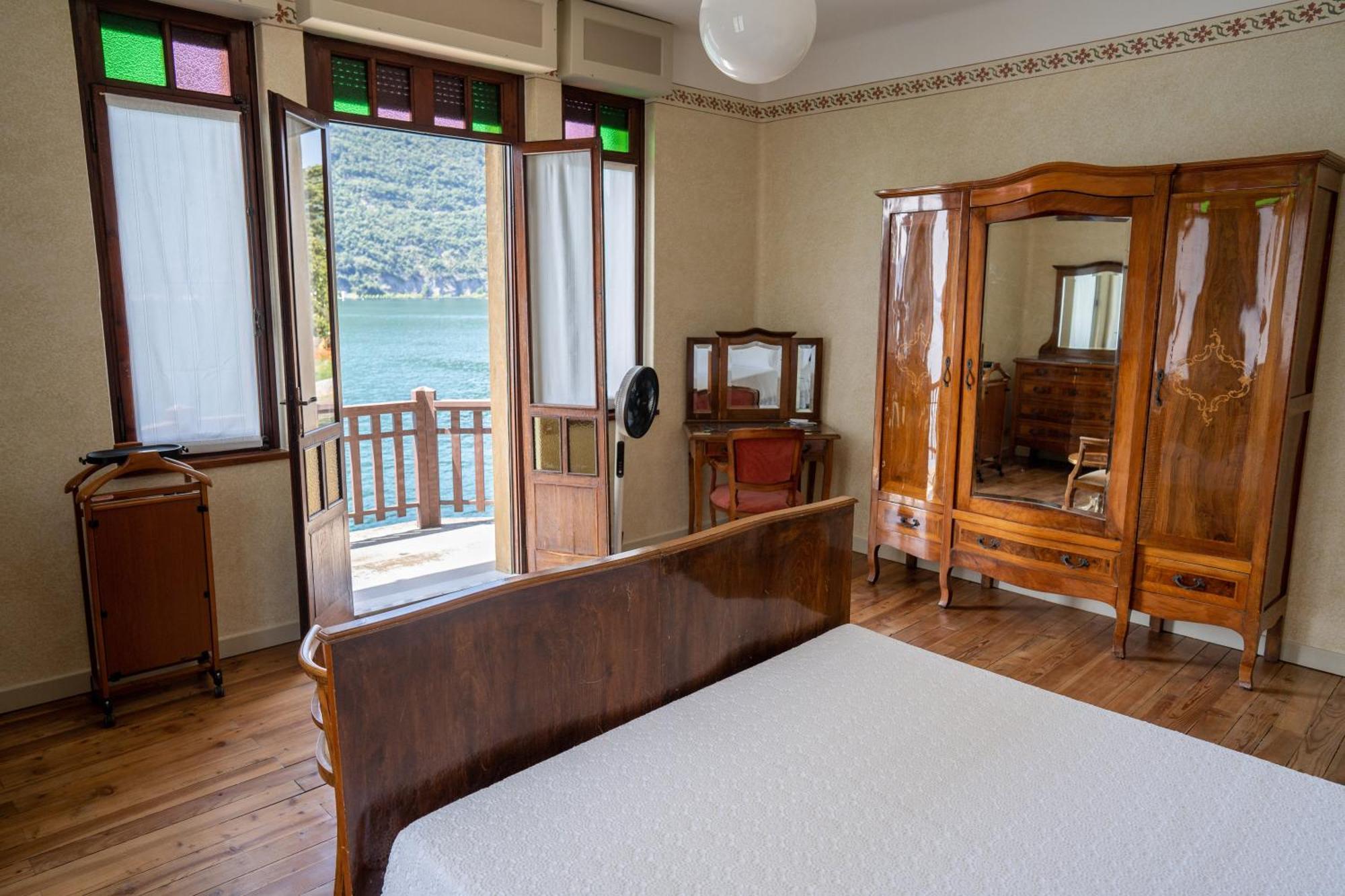Villa Cecilia - Pieds Dans L'Eau Сульцано Экстерьер фото